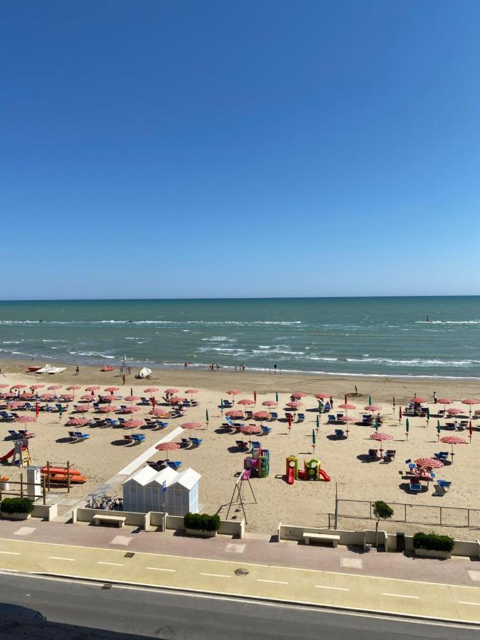 Gfh - Hotel Spiaggia D'Oro Marotta Exterior photo